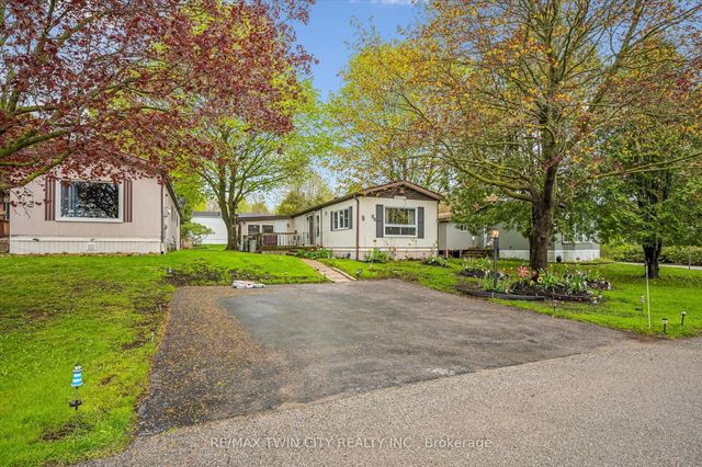 1294 8th Concession Road W, Hamilton