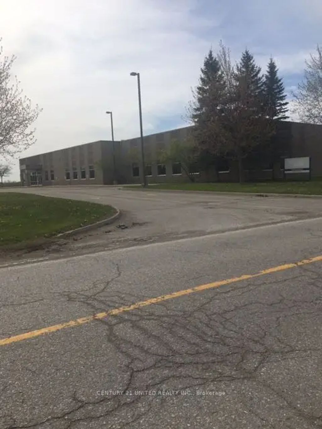 1900 Fisher Drive, Peterborough