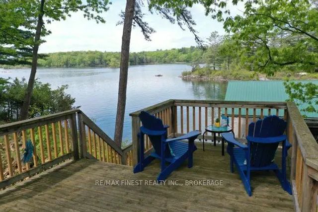 14 Downie Island, Leeds and the Thousand Islands