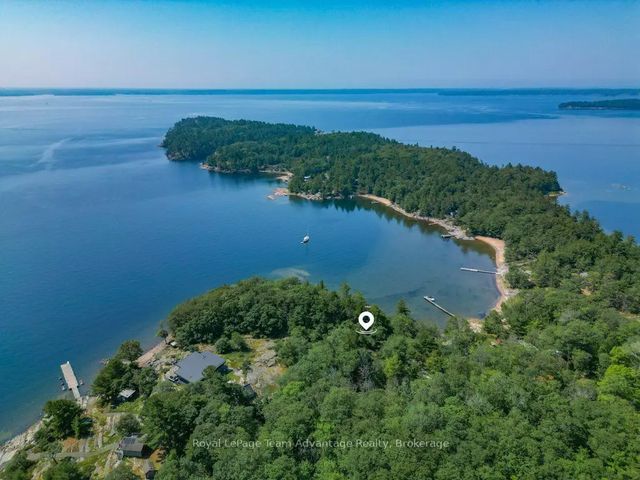 46 Huckleberry Island, Carling