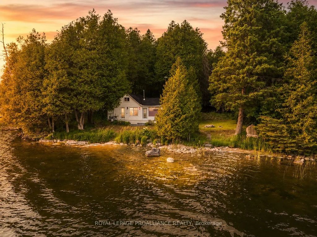 1087 C Hills Lake Rd Road, Frontenac