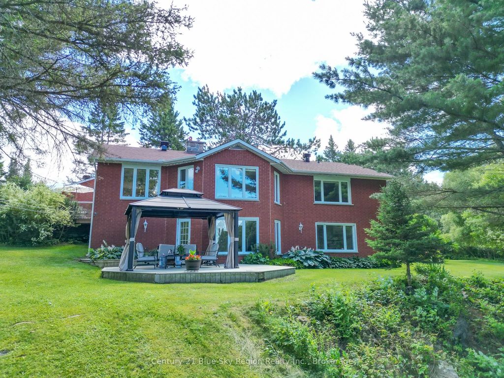353 Macpherson Drive, East Ferris