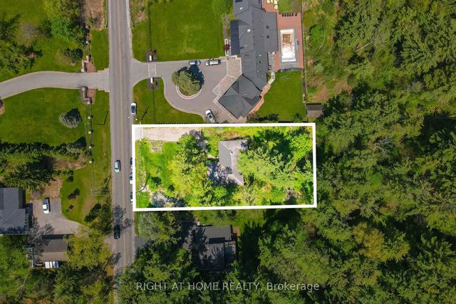 255 Shaver Road, Hamilton