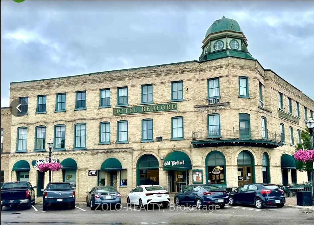 92 Courthouse Square, Goderich