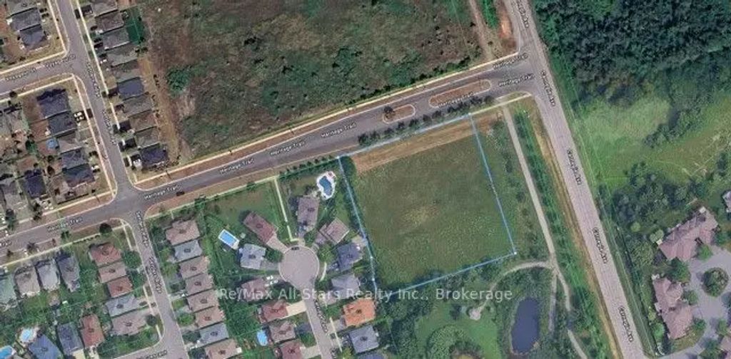 425 Heritage Trail, Peterborough