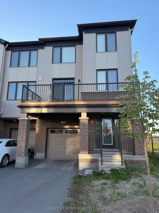 42 Stitch Mews, Stittsville - Munster - Richmond