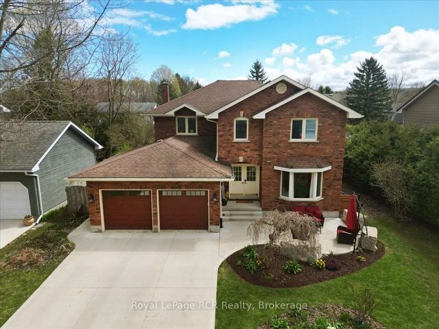 303 6th Avenue W, Owen Sound