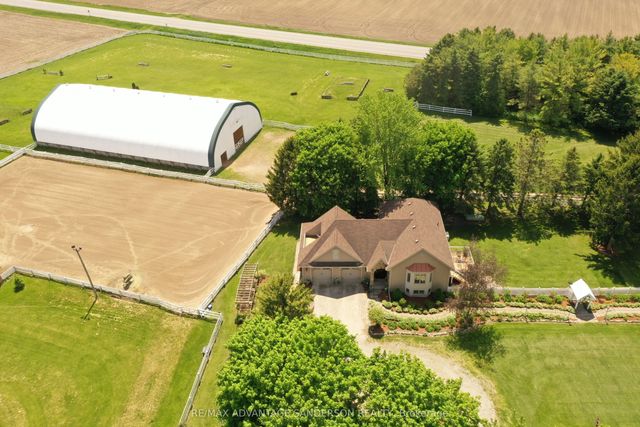4099 Mcintosh Drive, North Middlesex