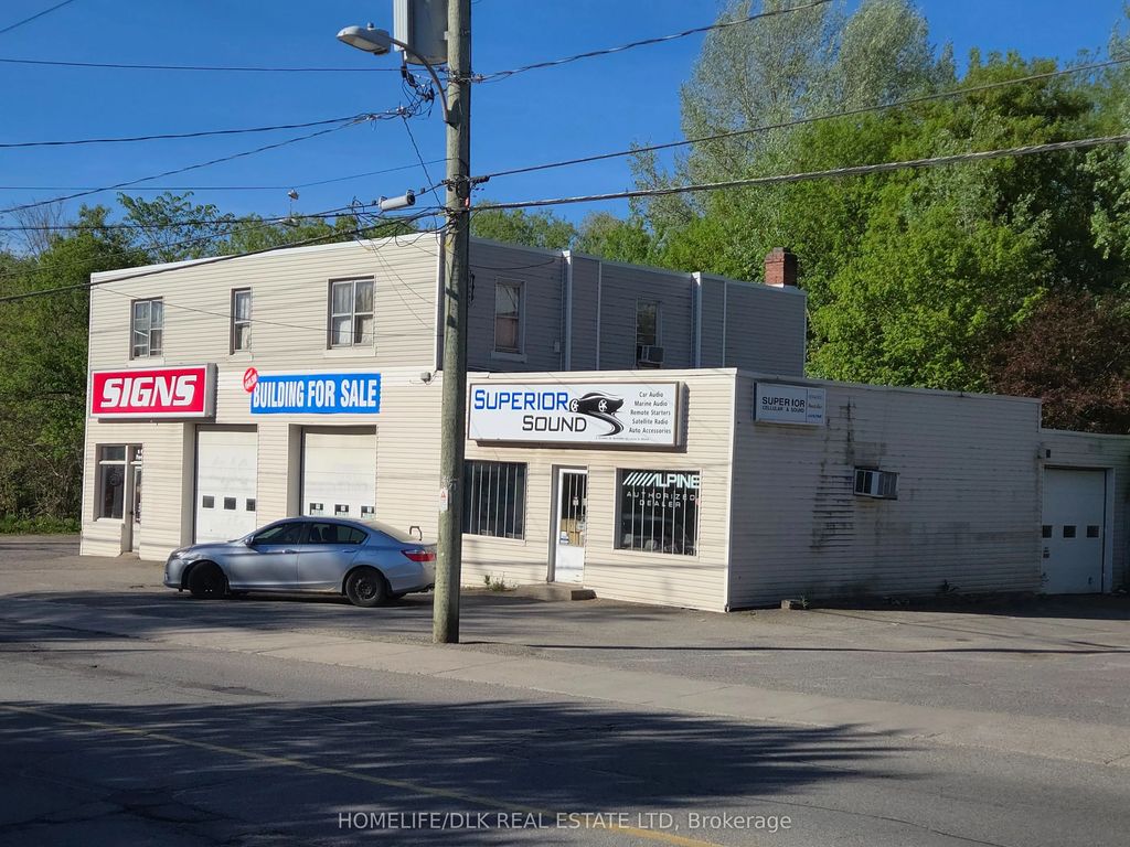 180 Perth Street, Brockville