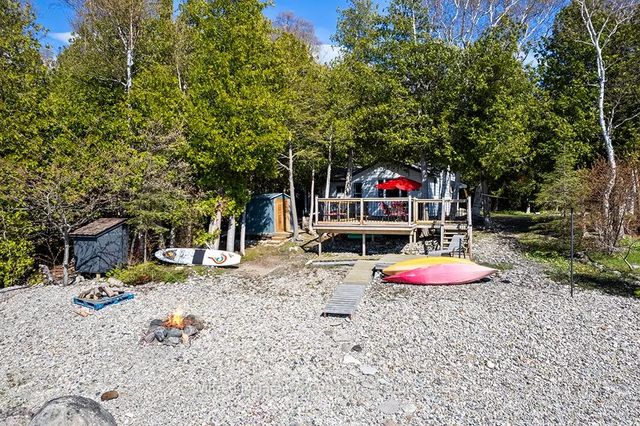 917 Bruce Road 13 Road, Native Leased Lands