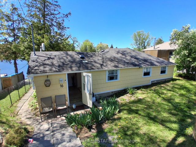 16 Pines Lane, Quinte West