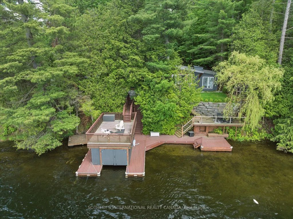 1030 Cobble Rose Lane, Minden Hills