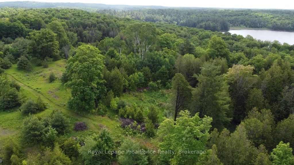 5966 Hwy 506 Road, Frontenac