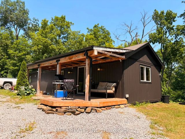 106 Boundary Lane, Trent Lakes