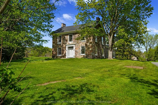2247 Van Luven Road, Hamilton Township