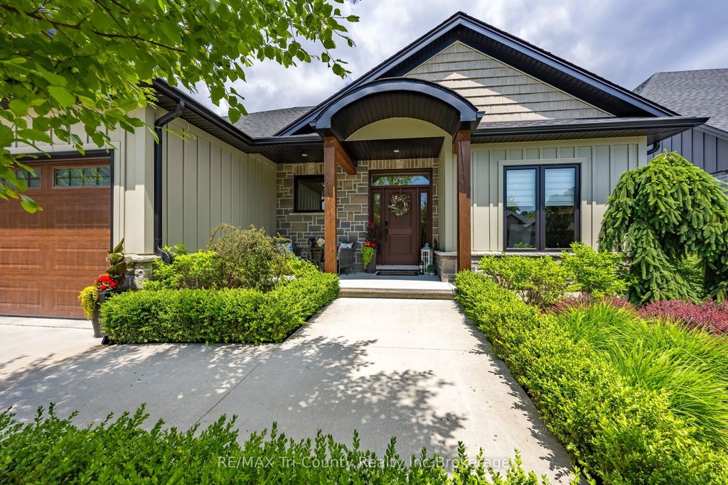 18 Belmont Avenue, Tillsonburg