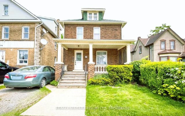 208 Hellems Avenue, Welland