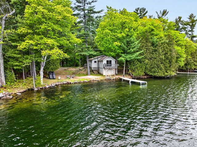 805 Burns Lane, Frontenac