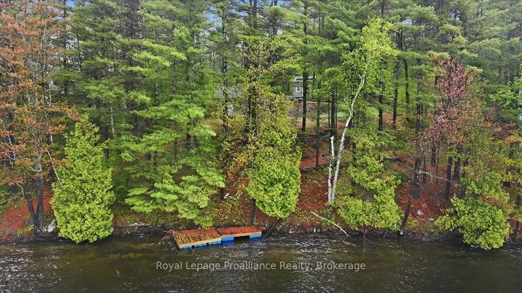 1419 Turtle Lake Lane, Frontenac