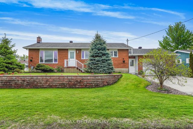 2022 Patricia Street, Clarence-Rockland