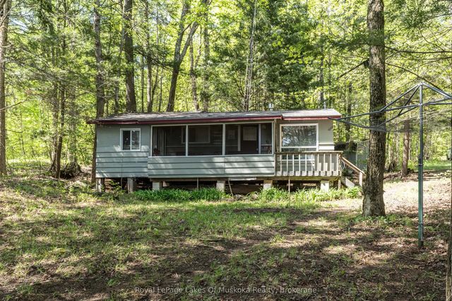 1082 Lakeshore Drive S, Bracebridge