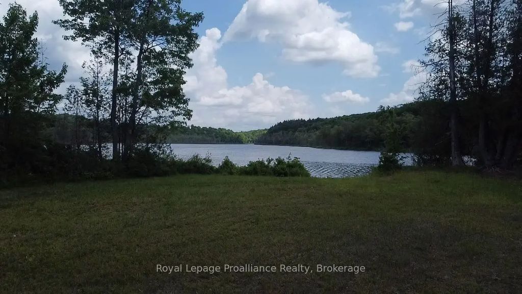 1033 Waterworth Lane, North Frontenac