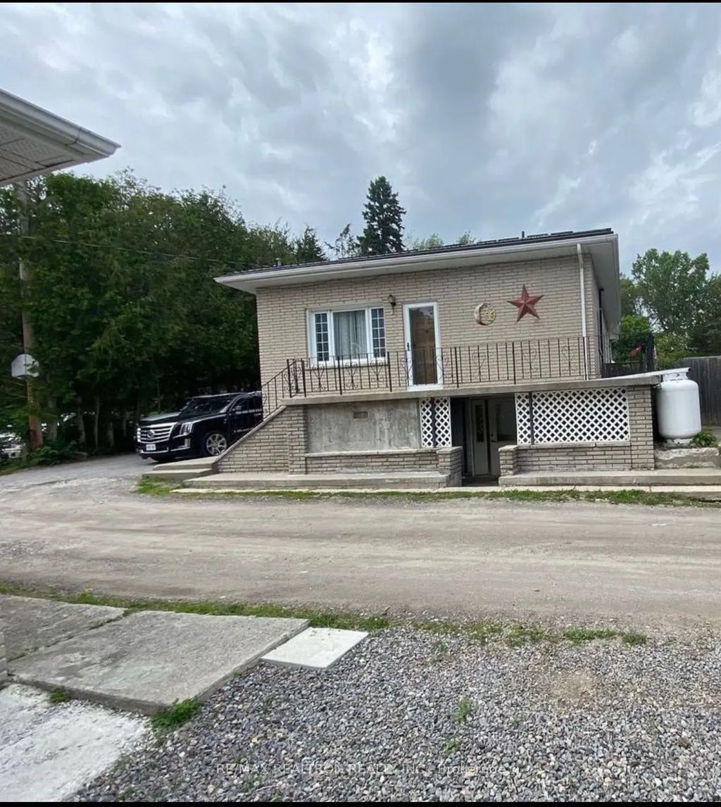 109 Catherine Street, Quinte West