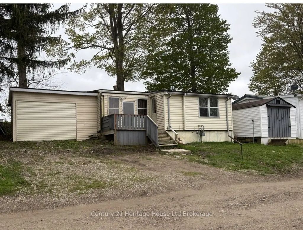 596101 Oxford 59 Highway 5 Hillcrest, East Zorra-Tavistock