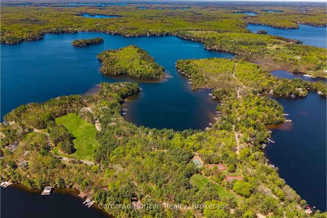1054 Fair-lee Park Road, Muskoka Lakes