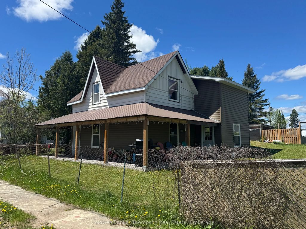 5 Bay Street, Magnetawan