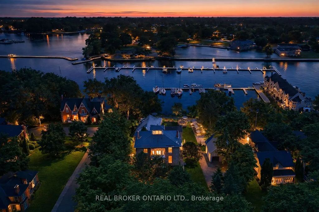 346 Picton Main Street, Prince Edward County