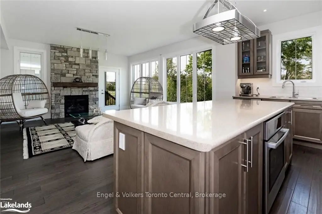 364 Yellow Birch Crescent, Blue Mountains