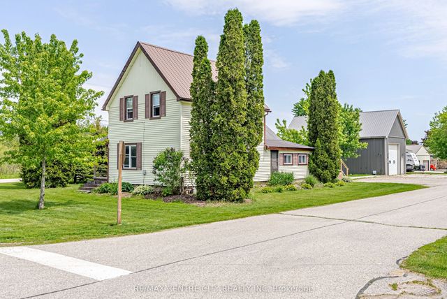 11812 Superior Street, Malahide