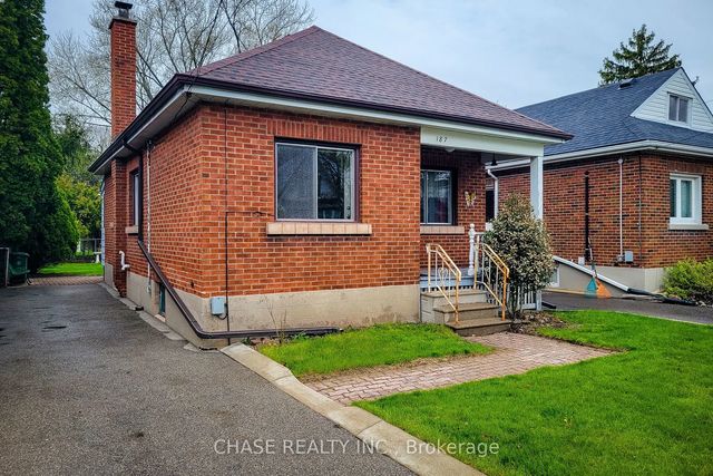 187 Paradise Road N, Hamilton
