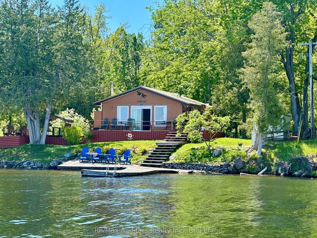 700 Grand Island Road, Kawartha Lakes