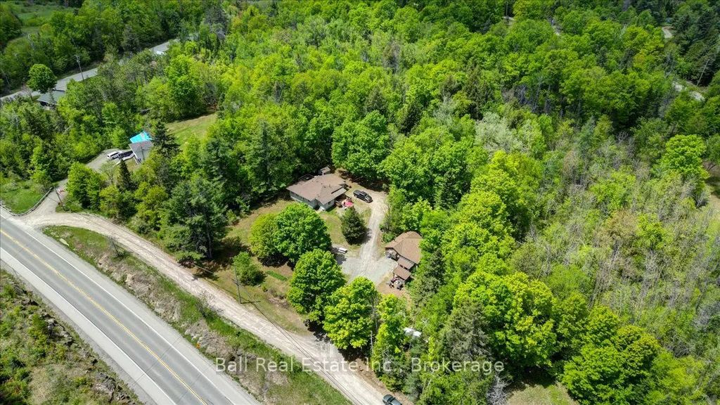 20 Art Bott Road, North Kawartha