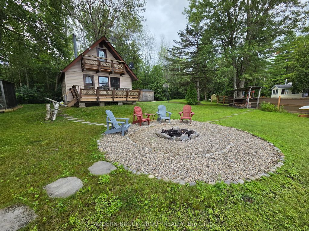 1253 Lb 12 Road, Rideau Lakes