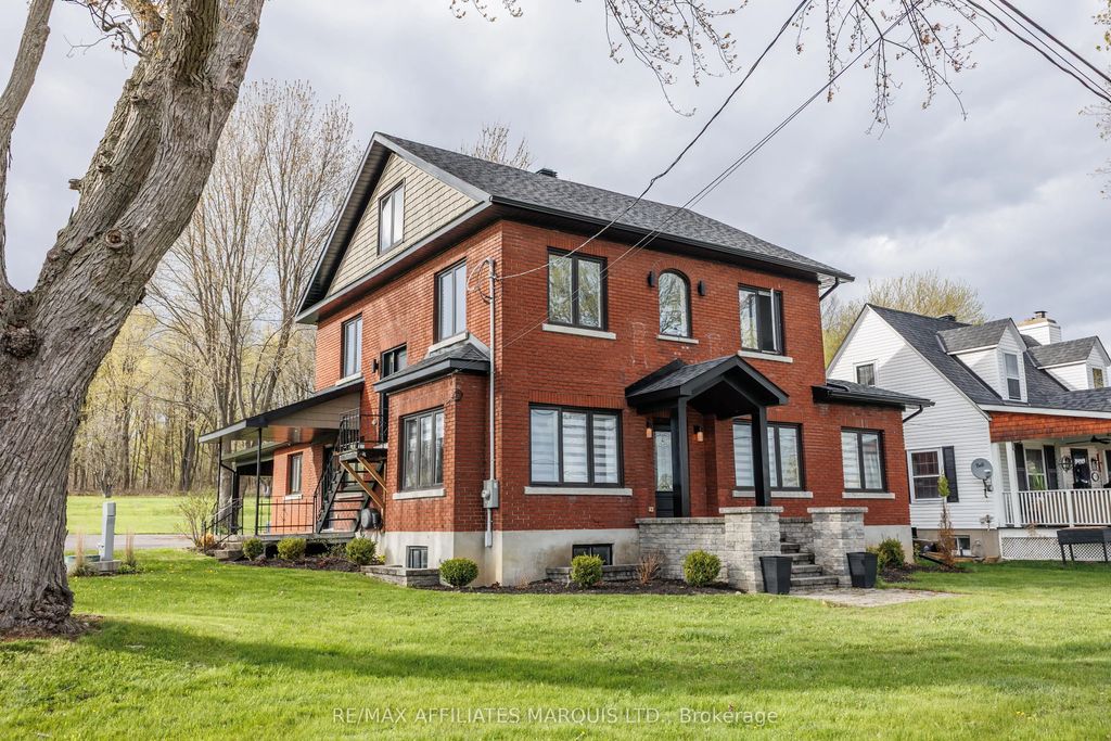 3314 Montreal Road, Cornwall