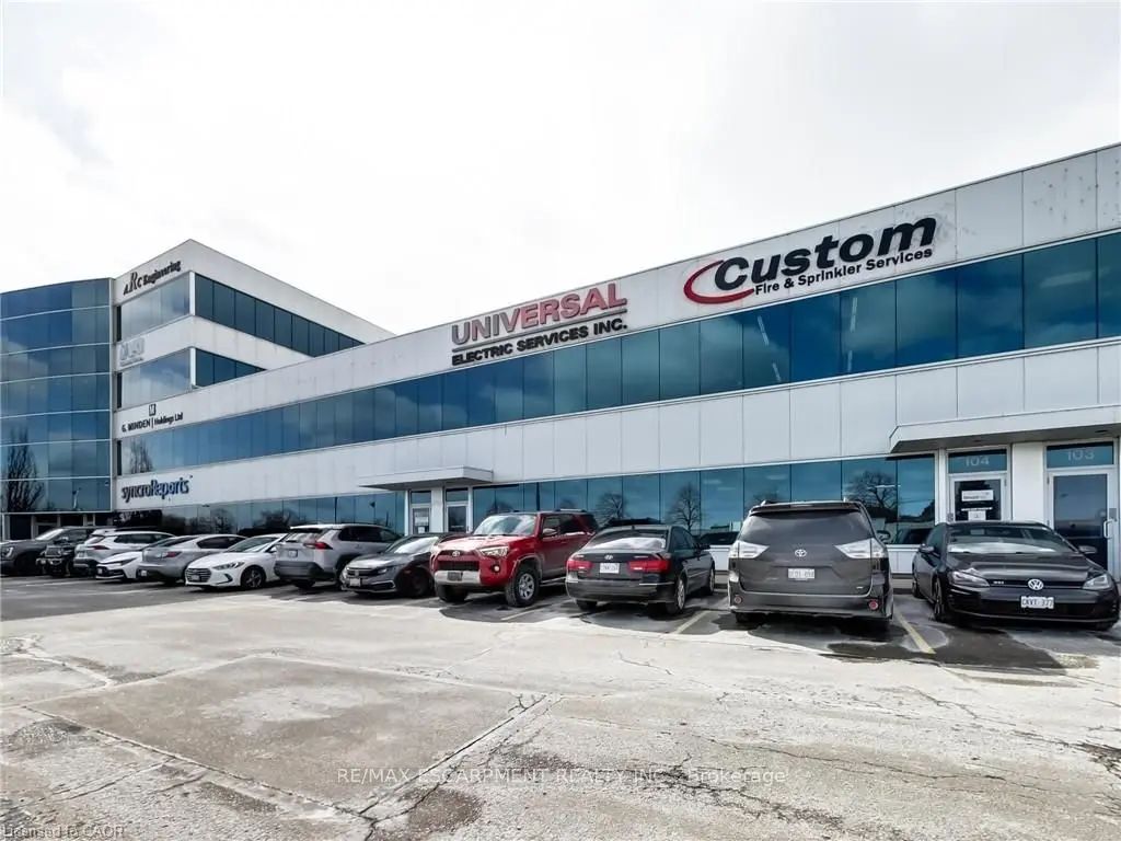 1100 South Service Road 104a, Hamilton
