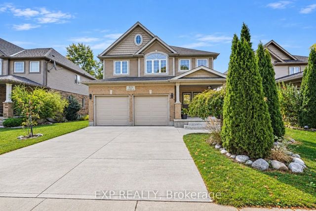 919 Foxcreek Road, London North