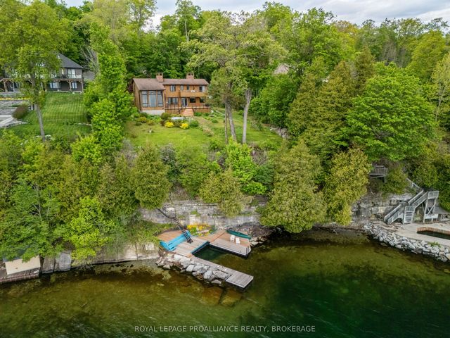 20 Riverside Drive, Kingston