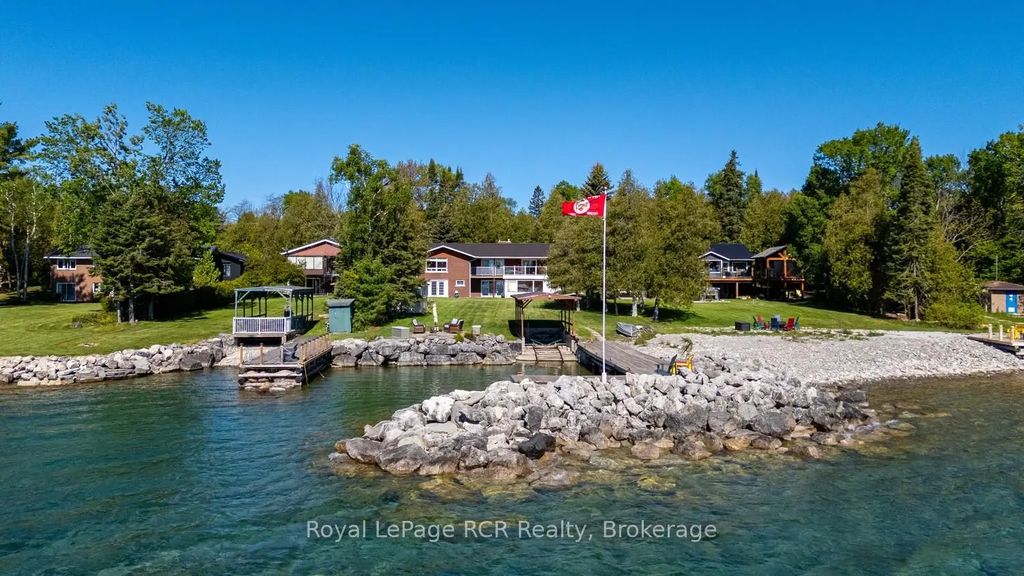 405 Balmy Beach Road, Georgian Bluffs