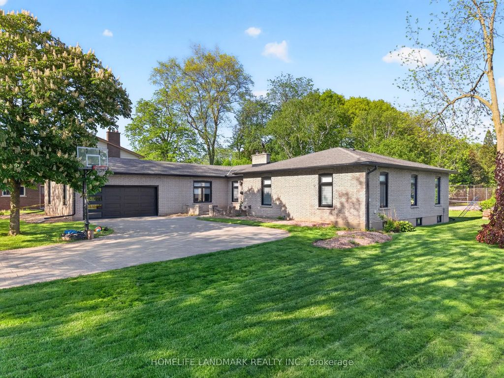 7123 Mcmillan Drive, Niagara Falls