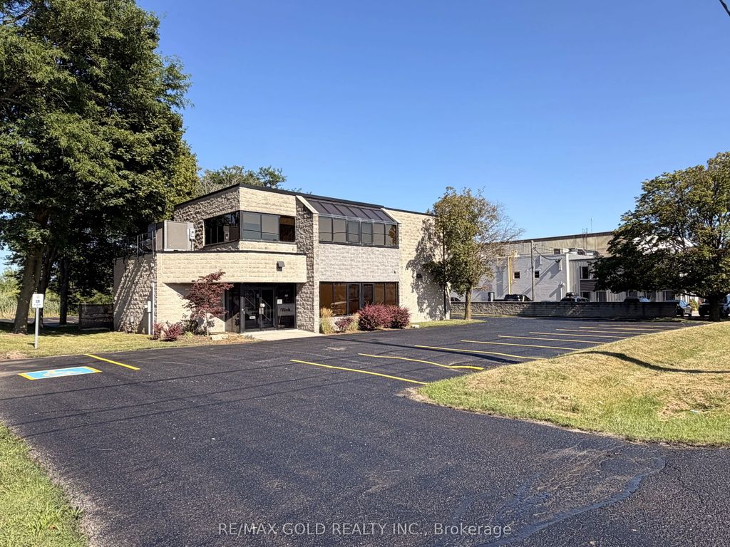 680 Industrial Road E, London East