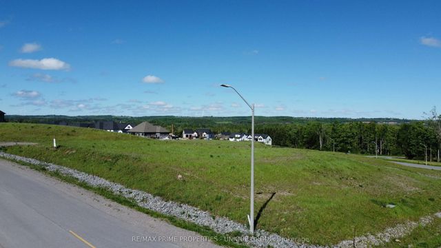 2 Horizon Court, Kawartha Lakes