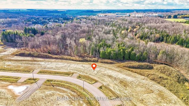 10 Private Berry Drive, Amaranth