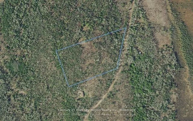 Pt Lt 10 Con 16 Pt 1 Village Road, Chisholm