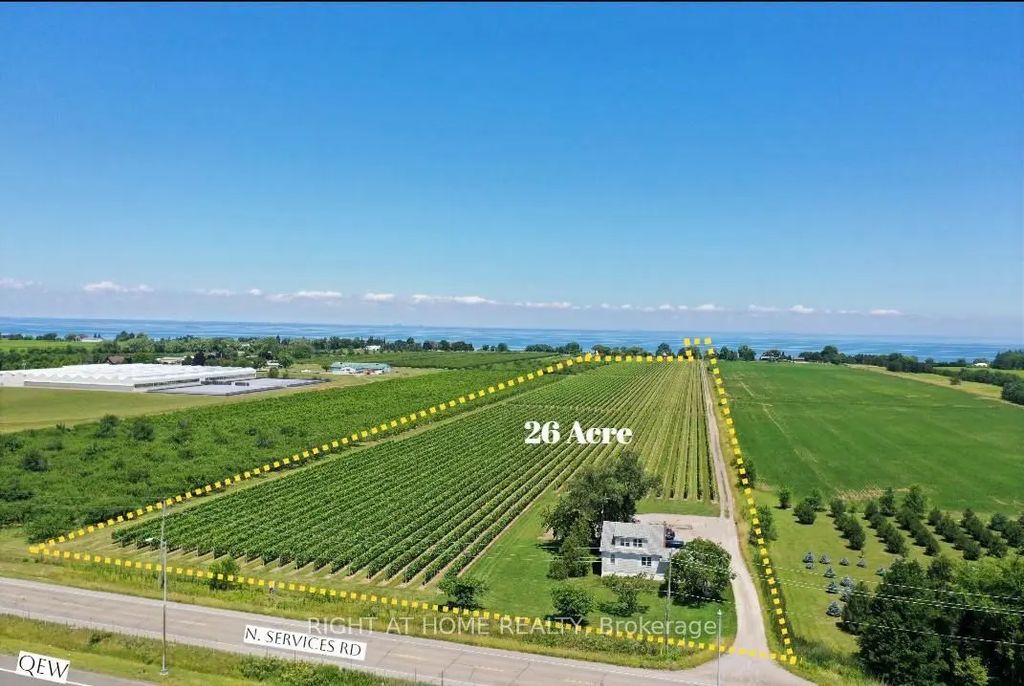 3705 North Service Road, Lincoln