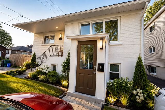 241 Ferland Street B, Vanier and Kingsview Park
