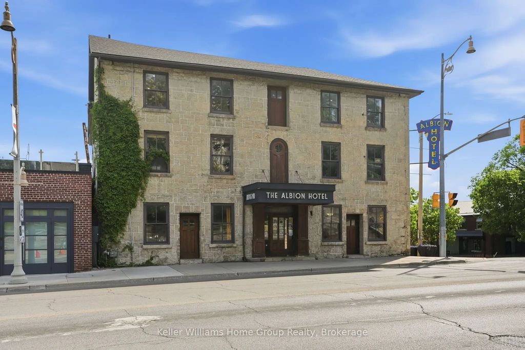 49 Norfolk Street B, Guelph